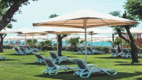 PALOMA ORENDA RESORT Pools & Beach