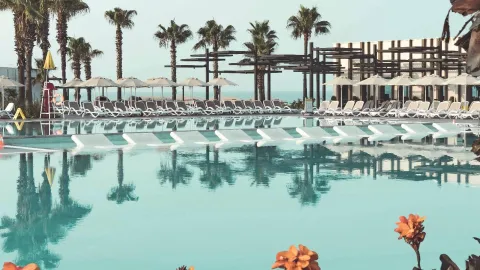 PALOMA ORENDA RESORT Pools & Beach
