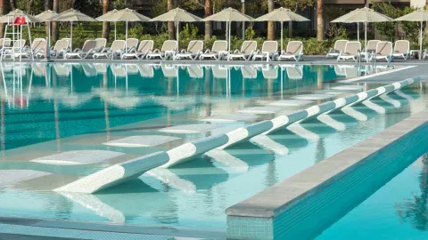 PALOMA ORENDA RESORT Pools & Beach