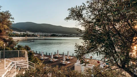 PALOMA PASHA RESORT Pools & Beach