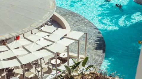 PALOMA PERISSIA Pools & Beach