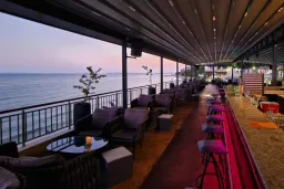 PARADISE BEACH HOTEL Bars