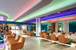 PARADISE BEACH HOTEL Lobby
