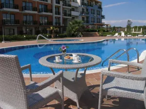 PARADISE GARDEN HOTEL Bars