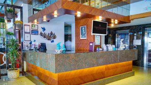 PARADOR BEACH HOTEL Lobby