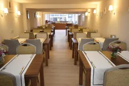PARION HOUSE Restaurants