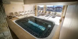 PARK HOTEL - SPA VELLA HILLS Pools & Beach