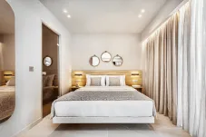 PEFKI DELUXE RESIDENCES Rooms