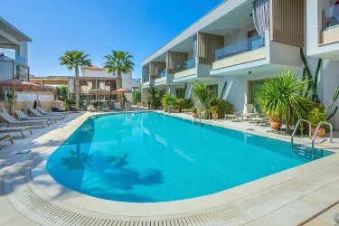 PEFKI DELUXE RESIDENCES Pools & Beach