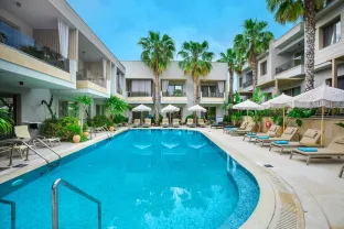 PEFKI DELUXE RESIDENCES Pools & Beach
