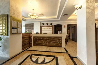 PENELOPE PALACE Lobby
