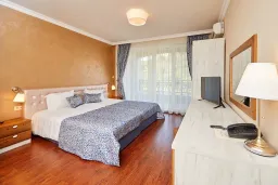 PENELOPE PALACE Rooms