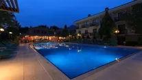 PERDIKIA BEACH HOTEL Pools & Beach