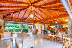 PERDIKIA BEACH HOTEL Restaurants