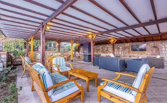 PERDIKIA HILL HOTEL Lobby