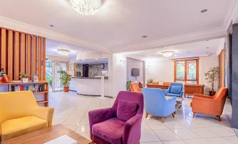 PERDIKIA HILL HOTEL Lobby