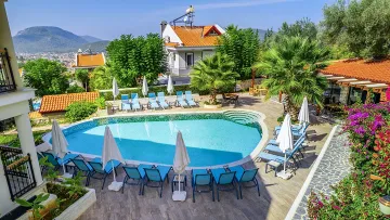 PERDIKIA HILL HOTEL Pools & Beach