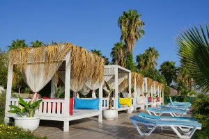 PERRE DELTA HOTEL Pools & Beach