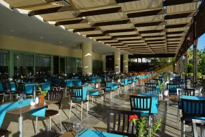 PERRE DELTA HOTEL Restaurants
