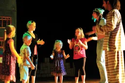 PHOENIX SUN HOTEL Activities