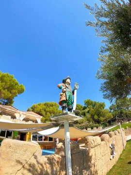 PIRATES BEACH CLUB Mini Club