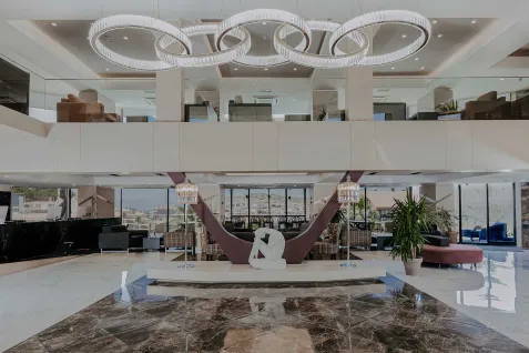 PIRIL HOTEL Lobby