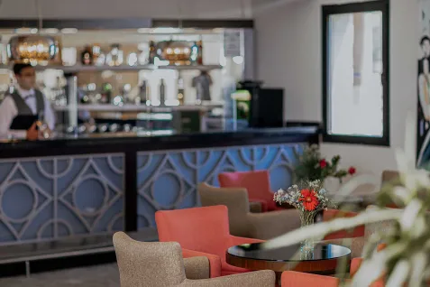 PIRIL HOTEL Bars