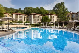 PIRIN PARK HOTEL Pools & Beach