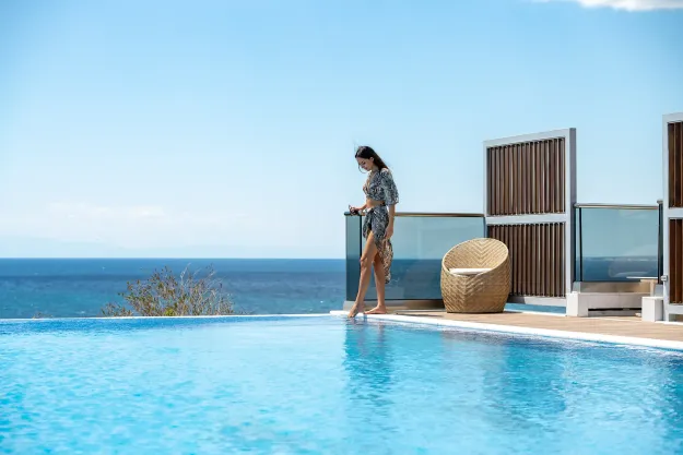 POMEGRANATE WELLNESS SPA HOTEL Pools & Beach