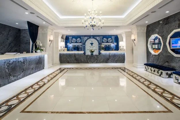 POMEGRANATE WELLNESS SPA HOTEL Lobby
