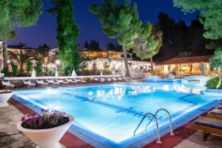 PORFI BEACH HOTEL Pools & Beach