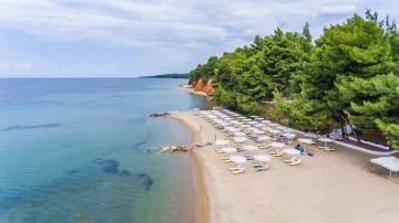 PORFI BEACH HOTEL Pools & Beach