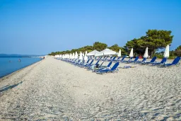 PORT MARINA HOTEL Pools & Beach
