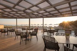 PORTES LITHOS LUXURY RESORT Bars