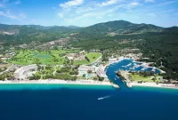 PORTO CARRAS MELITON HOTEL Pools & Beach