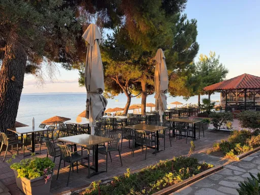 PORTO MATINA HOTEL Restaurants
