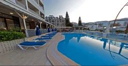 PORTOFINO HOTEL Pools & Beach