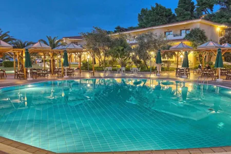 POSSIDI HOLIDAYS RESORT - SUITES HOTEL Pools & Beach
