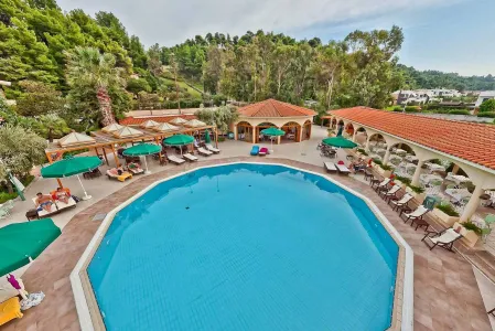POSSIDI HOLIDAYS RESORT - SUITES HOTEL Pools & Beach