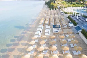 POTIDEA PALACE HOTEL Pools & Beach
