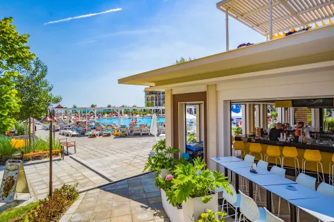 PREMIER FORT BEACH HOTEL Bars