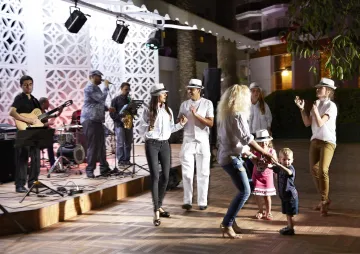 PRIME BEACH HOTEL Activities