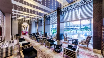 PRIME BEACH HOTEL Lobby