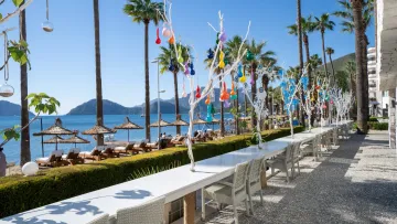 PRIME BEACH HOTEL Restaurants