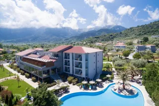 PRINCESS GOLDEN BEACH Pools & Beach