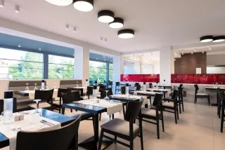 PRINCESS GOLDEN BEACH Restaurants