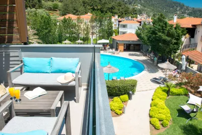PRINCESS GOLDEN BEACH Pools & Beach