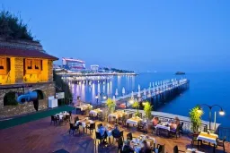 Q AVENTURA PARK Restaurants