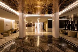 QLUSIVE HOTEL 14+ Lobby
