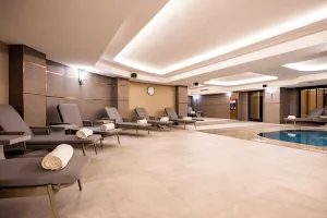 QLUSIVE HOTEL 14+ Spa